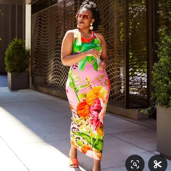 DRESSED IN JOY Whitney Racer Back Tank Dress - Spring Dream SIZE: MEDIUM - Picture 10 of 11